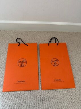 2 Like New Medium Hermes Paper Shopping Bag for 140 cm scarves